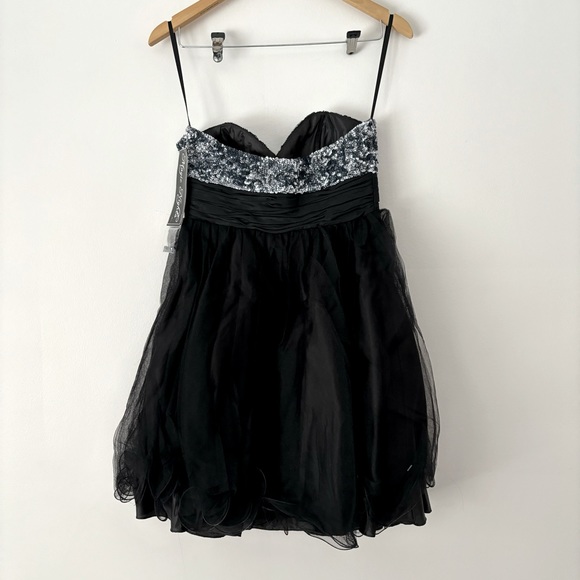 Stunning Magic Nights Cocktail Dress Size 8 - Picture 8 of 11